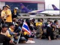 350 тысяч человек не могут вылететь из Таиланда