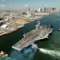 Американский авианосец станет крупнейшим кораблем-музеем