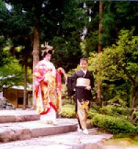 Гейши из Киото привлекают туристов