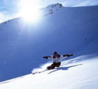 Франция: Пиренеи заставят Альпы поделиться туристами-горнолыжниками
