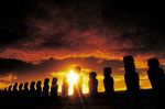 Исполины острова Пасхи заняли лучшие места для наблюдения солнечного затмения