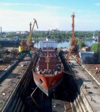 Россия и Китай построят во Владивостоке суперверфь, способную строить плавучие буровые платформы