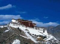 Тибет отмечает рост туристического потока
