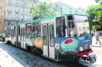 Львов запустил трамвай с символикой Евро-2012