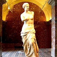 Скульптура Венеры Милосской в Лувре отреставрирована