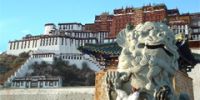 Тибет принимает рекордное число туристов
