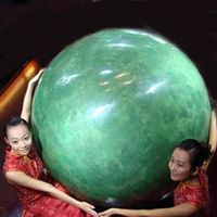 В Китае выставили шеститонную каменную "жемчужину"