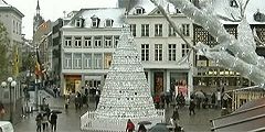 Фарфоровая елка появилась в Бельгии