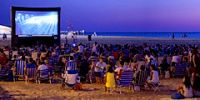 На пляжах Валенсии можно бесплатно посмотреть кино