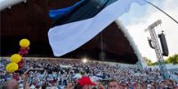 Эстония отмечает День независимости концертами и угощеньем