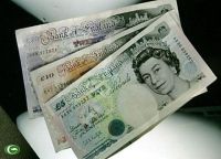 В Великобритании денежные купюры будут пластиковыми