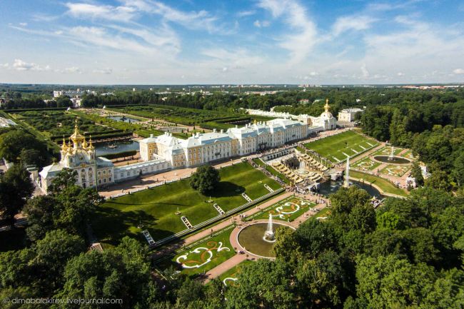 Петергоф держит статус наиболее посещаемого музея России