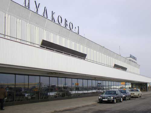 Аэропорт Пулково меняет парковочные тарифы