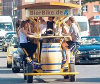 Немецкие города собрались запретить пивные велосипеды
