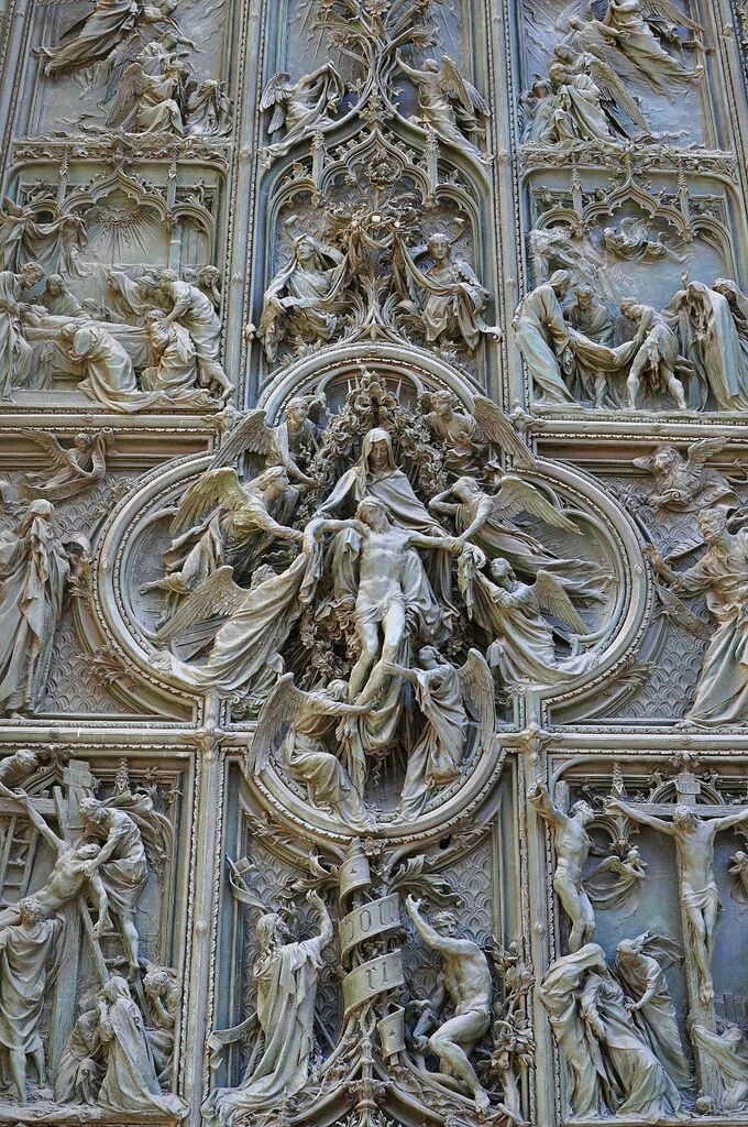 Миланский собор (фрагмент фасада) - Милан, Италия фото #32357