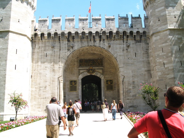 Вход в Султанский Дворец - Стамбул, Турция фото #4531