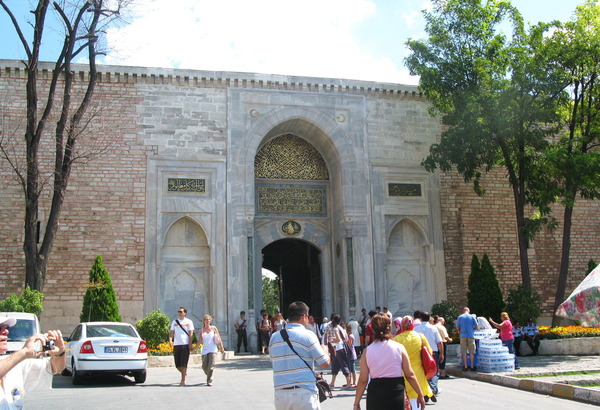 Вход в Султанский Дворец - Стамбул, Турция фото #4532