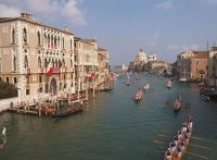Мэр Венеции против строительства дамбы вокруг города