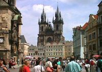 Туристам в Праге будет вольнее