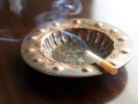 Чехи запретят курение в ресторанах