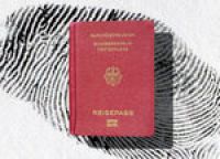 Немецкие загранпаспорта будут с отпечатками пальцев