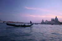 Туристы-грубияны в Венеции платят больше
