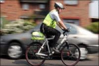 У полицейских Великобритании отобрали велосипеды