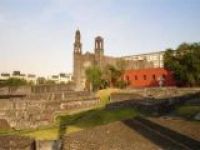 В центре Мехико нашли 800-летнюю пирамиду