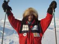 Британец достиг полюсов и Эвереста в рекордное время