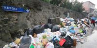 Итальянские политики предложили сжечь мусор в Везувии