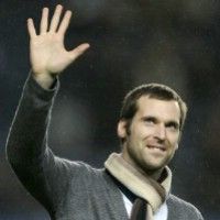 В честь Евро-2008 Вену и Цюрих украсили гигантские фигуры футболистов