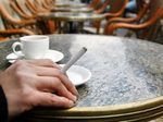 Власти Германии разрешат создать в ресторанах залы для курения