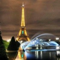  Эйфелева башня в Париже подсветится в виде флага Евросоюза 