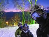 На курортах Квебека лыжников обяжут носить шлемы
