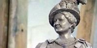 В Лондоне появился памятник королеве Елизавете