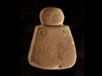 В Шотландии нашли малюсенькую "каменную бабу"