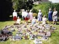 Великобритания: деревня Мешрем продает свою вязанную копию 27.04.2009 г.