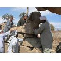 Египет: археологи обнаружили 12 статуй на Аллее Сфинксов
