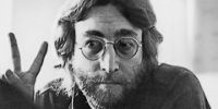 Личные вещи Джона Леннона - на выставке в Праге