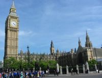 Школы Великобритании протестуют против ужесточения визовых правил