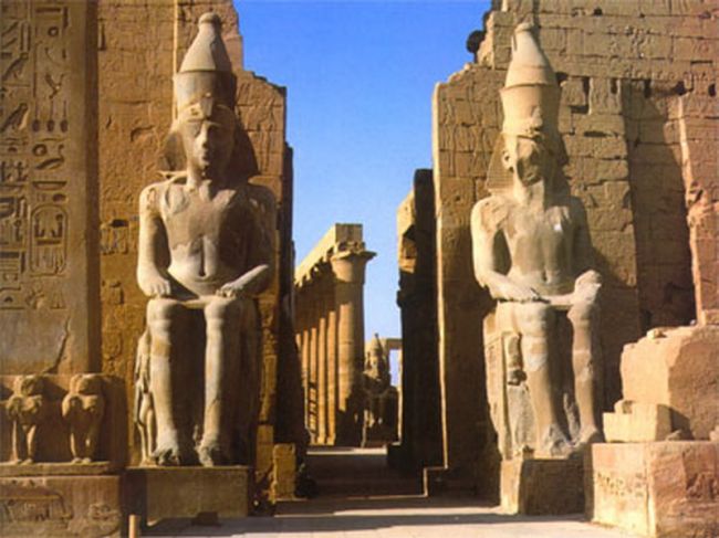 В Египте откопали дедушку Тутанхамона