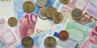 В Эстонии начался обмен крон на евро