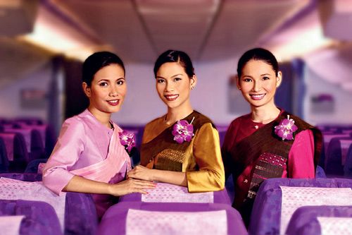 Стюардесс Thai Airways поставят в "объемные" рамки