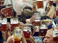 Туристы на «Октоберфесте» выпили 7,5 миллионов литров пива