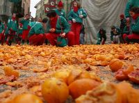Десятки итальянцев пострадали из-за апельсинов