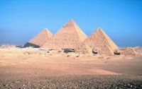 Египетские пирамиды будут за забором