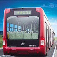 Гигантский автобус построен в Китае