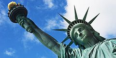 В Нью-Йорке снова открыта Статуя Свободы