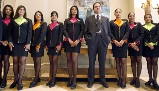 Индийская авиакомпания будет брать на работу только легких стюардесс