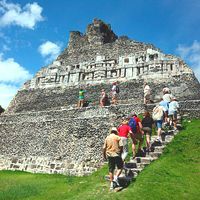 Самую большую пирамиду майя в Белизе разрушили ради добычи щебня